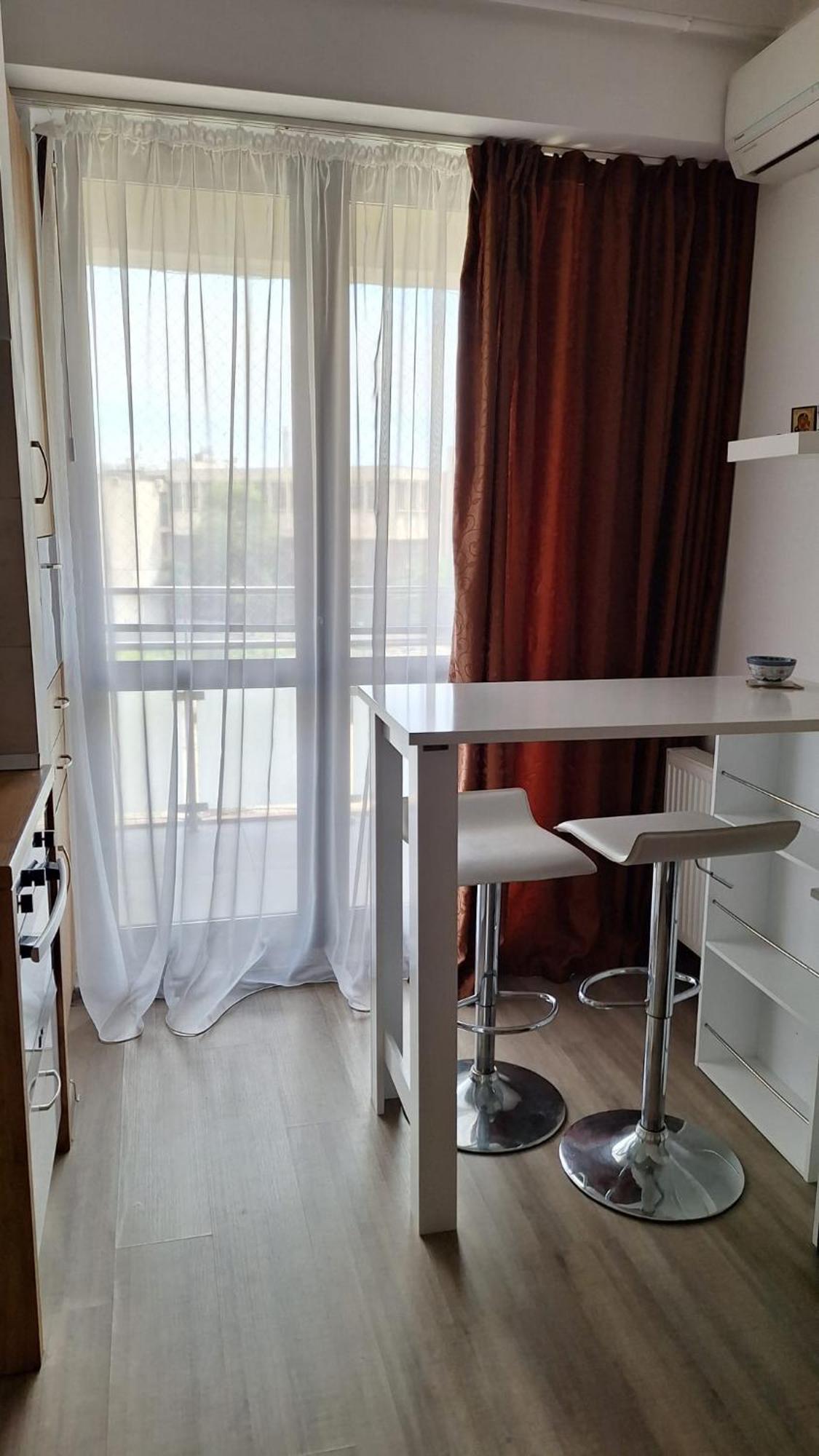 28 - 1 Lazar Ultracentral Apartment